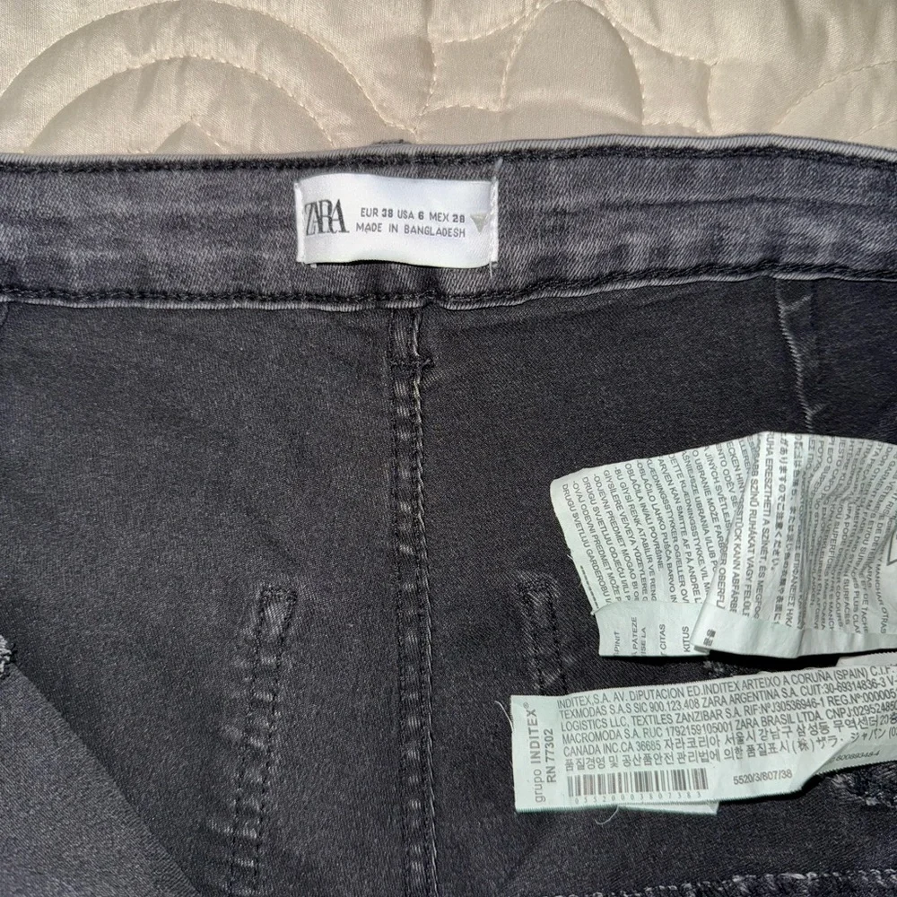 Zara High Waisted Skinny Jeans - Picture 2 of 5